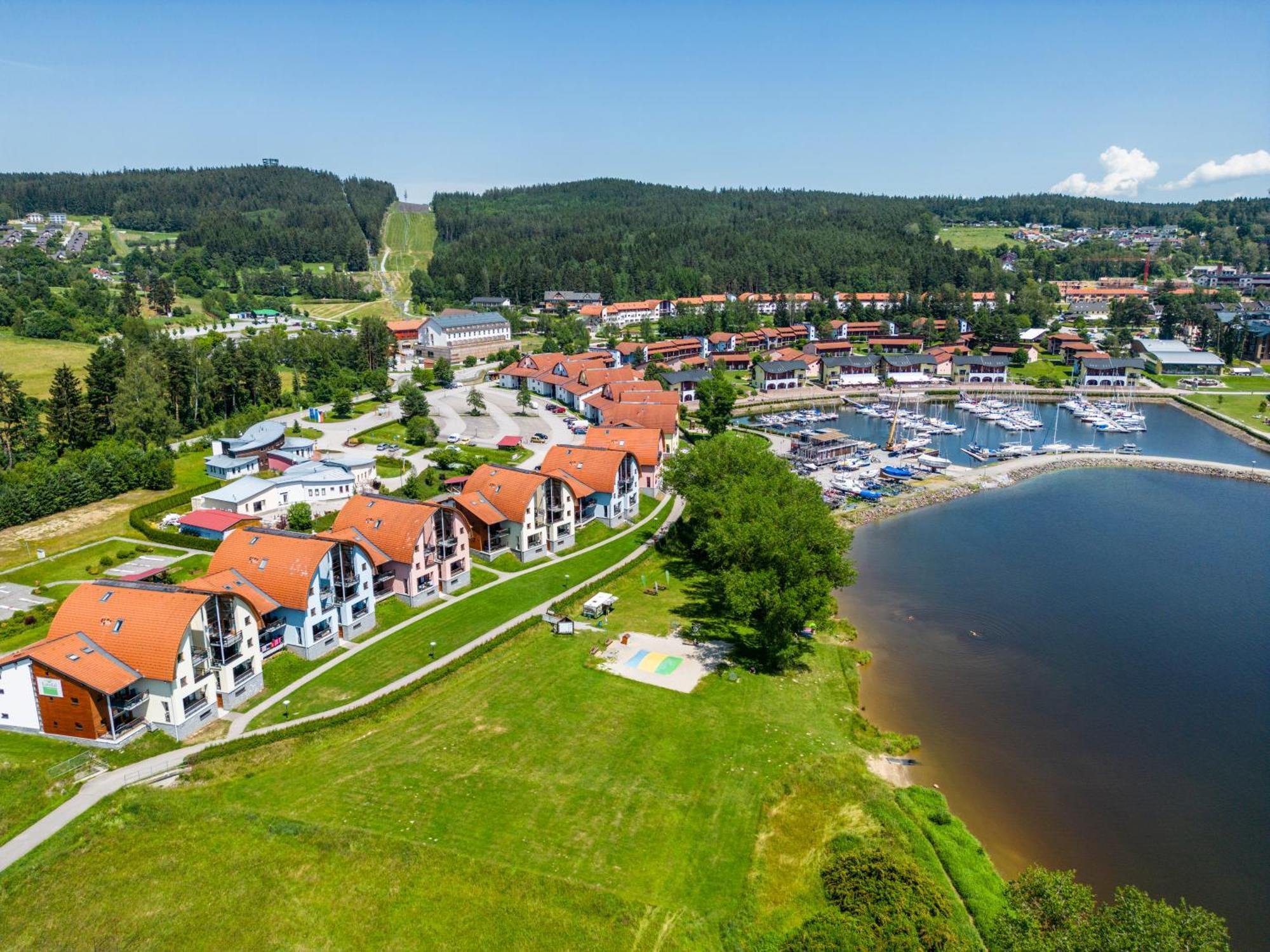 Landal Marina Lipno Apartment Липно над Вълтава Екстериор снимка