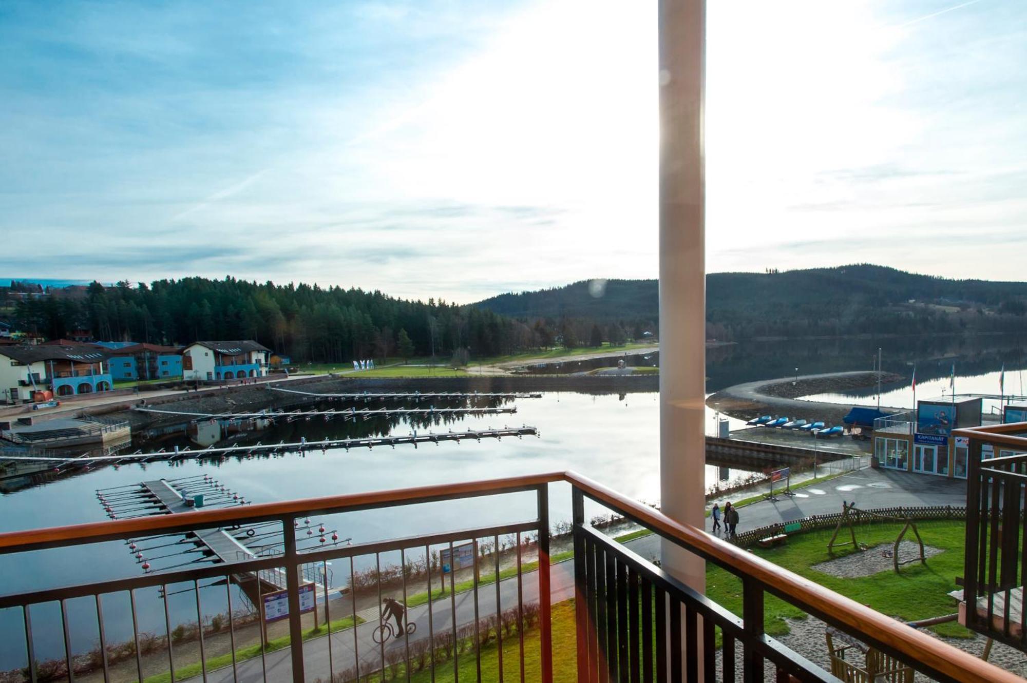 Landal Marina Lipno Apartment Липно над Вълтава Екстериор снимка
